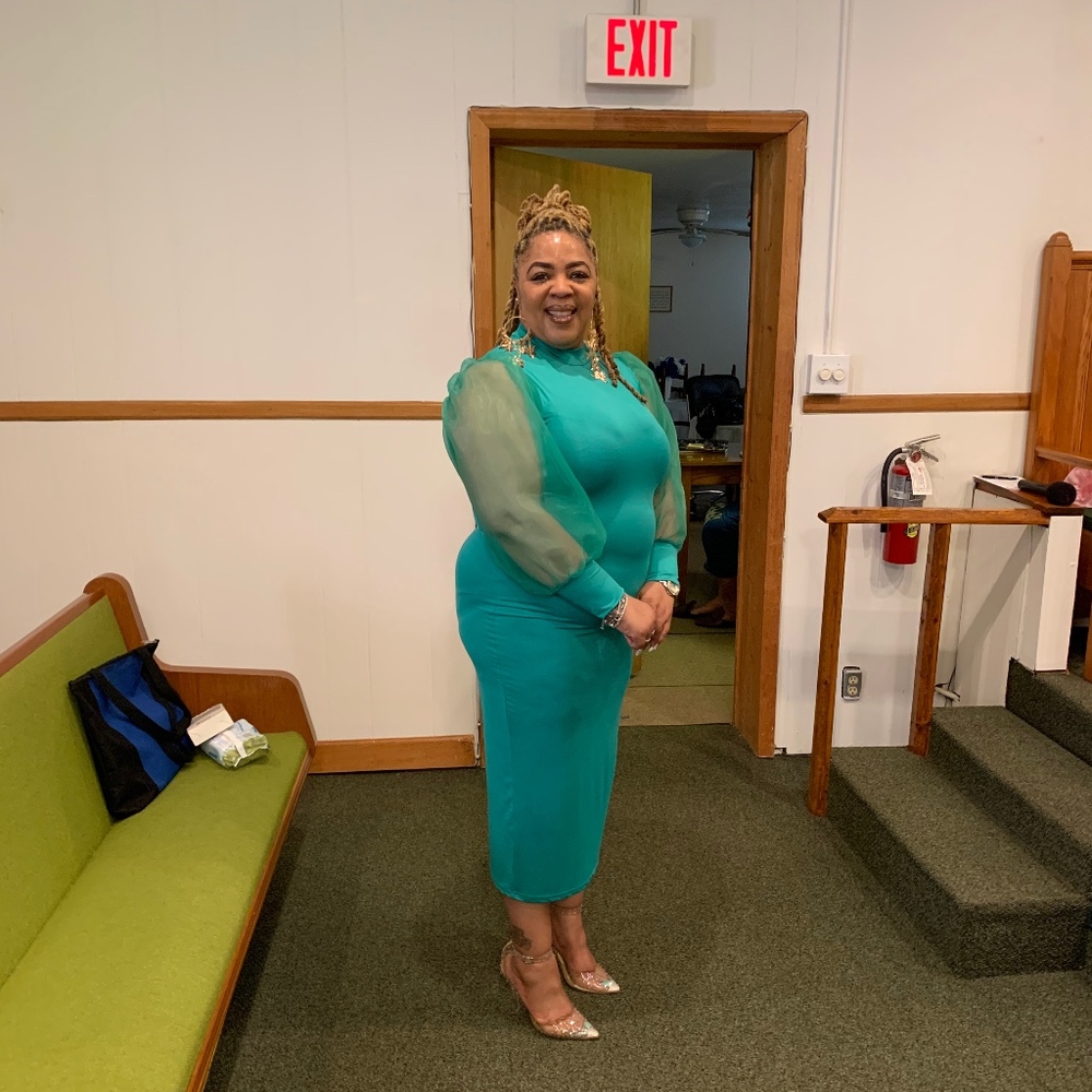 Meet your Posher, Catina